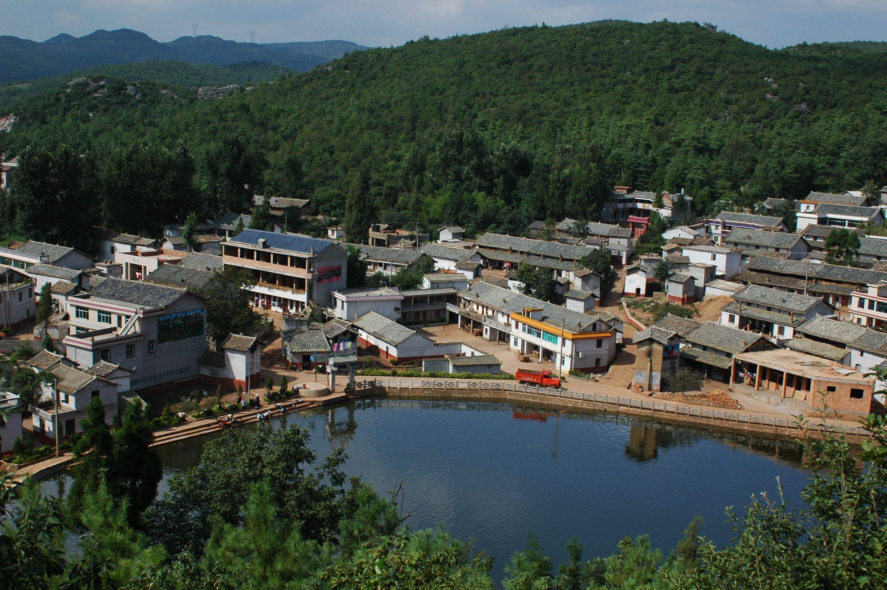 秀美鄉(xiāng)村